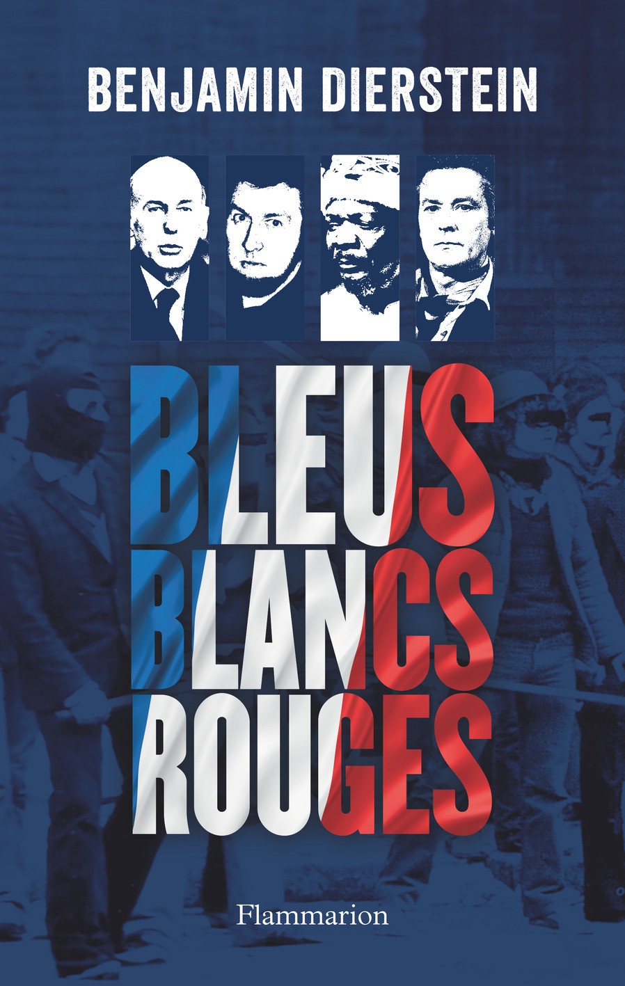 Bleus, blancs, rouges - Click to enlarge picture.