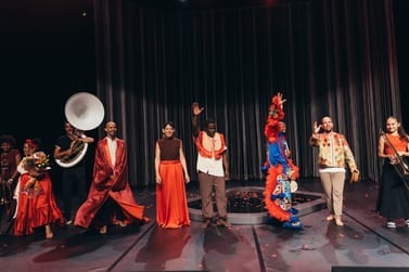 The full ensemble of Flamboyants!